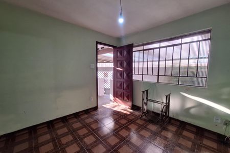 Sala  de casa à venda com 3 quartos, 200m² em Vila Guarani, Santo André