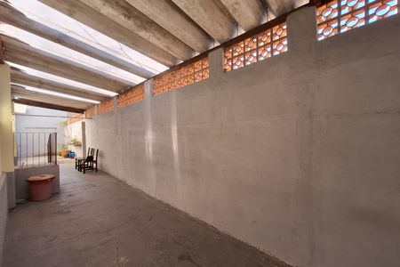 Quintal de casa à venda com 3 quartos, 200m² em Vila Guarani, Santo André