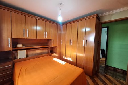 Quarto 2 de casa à venda com 3 quartos, 200m² em Vila Guarani, Santo André