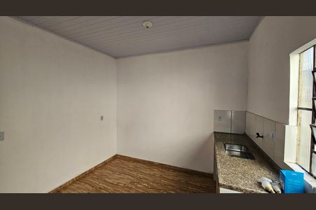 Cozinha de casa para alugar com 2 quartos, 50m² em Inconfidência, Nova Iguaçu
