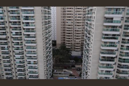 Apartamento para alugar com 68m², 2 quartos e 1 vagaVista da varanda 