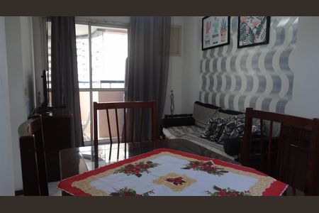 Apartamento para alugar com 68m², 2 quartos e 1 vagaSala