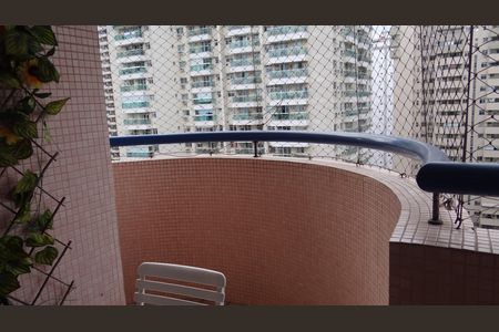 Apartamento para alugar com 68m², 2 quartos e 1 vagaVaranda