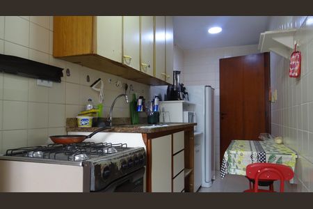 Apartamento para alugar com 68m², 2 quartos e 1 vagaCozinha