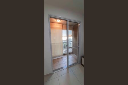 Apartamento para alugar com 57m², 2 quartos e 1 vagaSacada