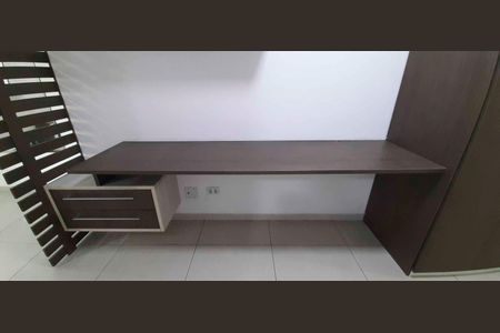 Apartamento para alugar com 57m², 2 quartos e 1 vagaEscritório