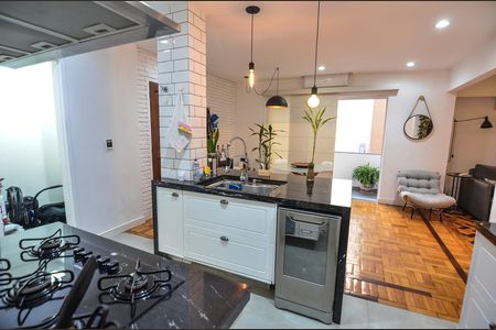 Cozinha de apartamento à venda com 2 quartos, 105m² em Tijuca, Rio de Janeiro