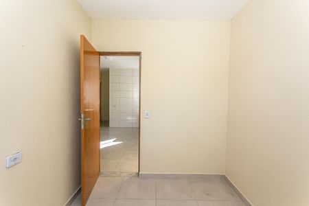 Quarto 2 de apartamento para alugar com 2 quartos, 50m² em Cidade Líder, São Paulo