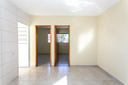 Sala de apartamento para alugar com 2 quartos, 50m² em Cidade Líder, São Paulo