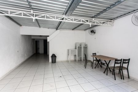Apartamento para alugar com 50m², 2 quartos e 1 vagaÁrea comum - Salão de festas