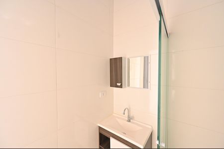 Banheiro Social de kitnet/studio para alugar com 1 quarto, 20m² em Planalto Paulista, São Paulo