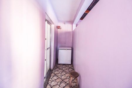 Casa à venda com 125m², 3 quartos e 1 vaga Casa à venda com 125m², 3 quartos e 1 vagaCorredor