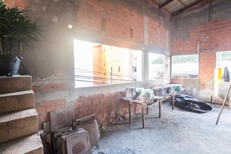 Casa à venda com 125m², 3 quartos e 1 vaga Casa à venda com 125m², 3 quartos e 1 vagaVaranda