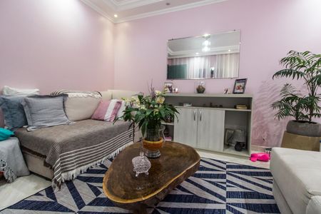 Casa à venda com 125m², 3 quartos e 1 vaga Casa à venda com 125m², 3 quartos e 1 vagaSala
