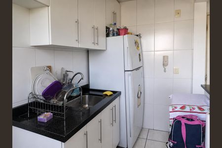 Cozinha de apartamento à venda com 2 quartos, 46m² em Jardim Paris, São Paulo