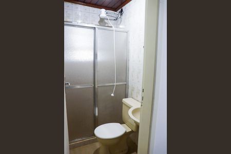 Casa para alugar com 479m², 4 quartos e 4 vagas Casa para alugar com 479m², 4 quartos e 4 vagasBanheiro da suíte 2