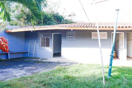 Casa para alugar com 479m², 4 quartos e 4 vagas Casa para alugar com 479m², 4 quartos e 4 vagasÁrea externa