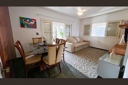 Casa para alugar com 479m², 4 quartos e 4 vagas Casa para alugar com 479m², 4 quartos e 4 vagasSala