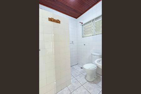 Casa para alugar com 479m², 4 quartos e 4 vagas Casa para alugar com 479m², 4 quartos e 4 vagasBanheiro da suíte 3