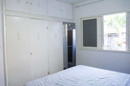 Casa para alugar com 479m², 4 quartos e 4 vagas Casa para alugar com 479m², 4 quartos e 4 vagasSuíte
