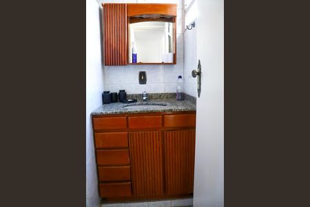 Casa para alugar com 479m², 4 quartos e 4 vagas Casa para alugar com 479m², 4 quartos e 4 vagasBanheiro da suíte