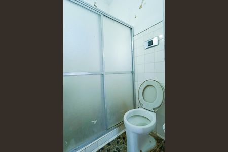 Casa para alugar com 479m², 4 quartos e 4 vagas Casa para alugar com 479m², 4 quartos e 4 vagasBanheiro de serviço