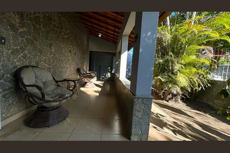 Casa para alugar com 479m², 4 quartos e 4 vagas Casa para alugar com 479m², 4 quartos e 4 vagasÁrea externa