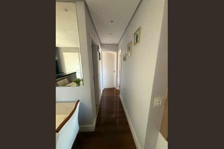 Apartamento à venda com 60m², 2 quartos e 1 vaga Apartamento à venda com 60m², 2 quartos e 1 vagaCorredor