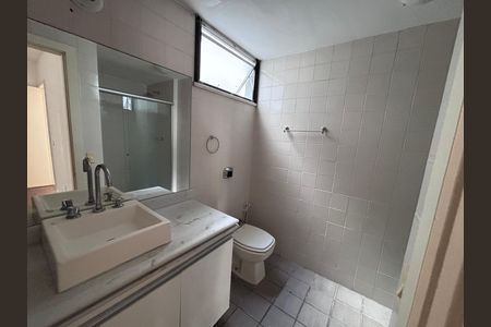 Banheiro do Quarto 1 de apartamento para alugar com 3 quartos, 220m² em Recreio dos Bandeirantes, Rio de Janeiro