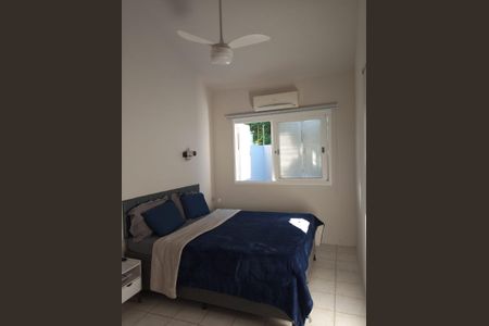 Quarto de casa à venda com 2 quartos, 105m² em Rio Branco, Canoas
