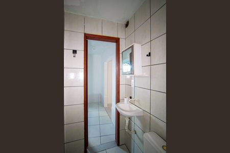 Casa para alugar com 58m², 2 quartos e sem vaga Casa para alugar com 58m², 2 quartos e sem vagaBanheiro