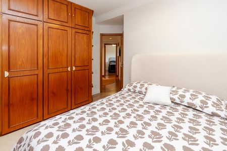 Apartamento para alugar com 123m², 3 quartos e 2 vagas Apartamento para alugar com 123m², 3 quartos e 2 vagasSuíte