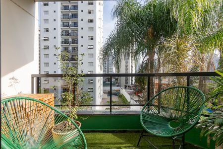 Apartamento para alugar com 123m², 3 quartos e 2 vagas Apartamento para alugar com 123m², 3 quartos e 2 vagasVaranda