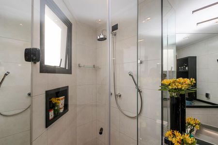 Apartamento para alugar com 123m², 3 quartos e 2 vagas Apartamento para alugar com 123m², 3 quartos e 2 vagasBanheiro