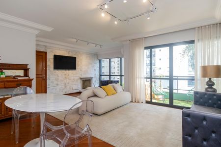 Apartamento para alugar com 123m², 3 quartos e 2 vagas Apartamento para alugar com 123m², 3 quartos e 2 vagasSala
