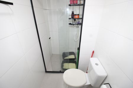 Banheiro de apartamento para alugar com 1 quarto, 26m² em Guaianases, São Paulo
