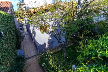 Casa à venda com 320m², 3 quartos e 3 vagas