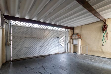 Casa à venda com 194m², 3 quartos e 2 vagas