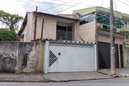 Casa à venda com 194m², 3 quartos e 2 vagas
