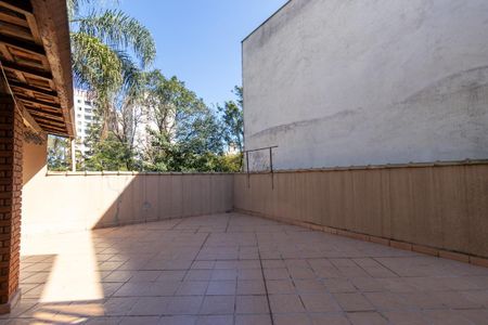 Casa à venda com 659m², 3 quartos e 6 vagas