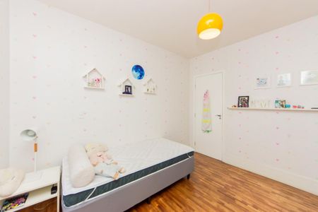 Casa de condomínio à venda com 428m², 5 quartos e 3 vagas