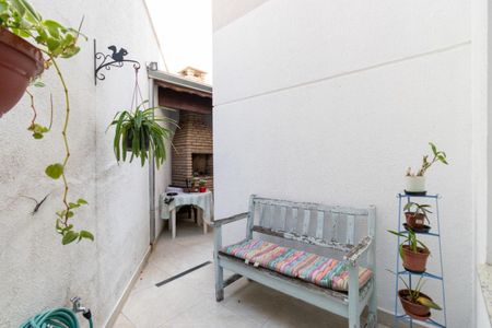 Casa de Condomínio à venda com 3 quartos, 220m² em Santa Teresinha, São Paulo
