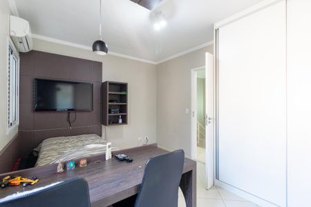 Casa de Condomínio à venda com 3 quartos, 220m² em Santa Teresinha, São Paulo