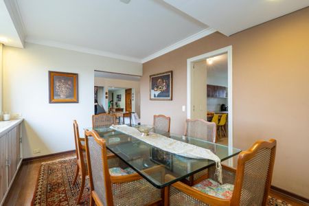 Apartamento à venda com 3 quartos, 227m² em Vila Pirajussara, São Paulo