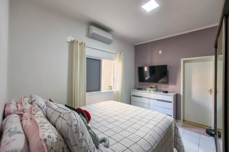 Casa para alugar com 75m², 2 quartos e 3 vagas Casa para alugar com 75m², 2 quartos e 3 vagasSuite