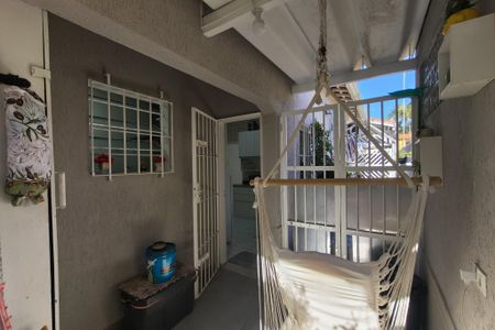 Área de Serviço de casa para alugar com 2 quartos, 75m² em Vila Caiçara, Praia Grande