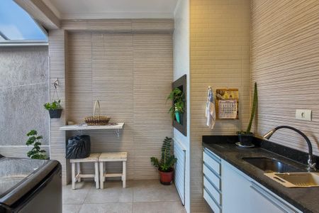 Casa para alugar com 75m², 2 quartos e 3 vagas Casa para alugar com 75m², 2 quartos e 3 vagasQuintal