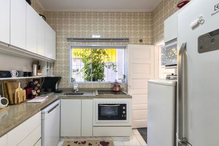 Casa para alugar com 75m², 2 quartos e 3 vagas Casa para alugar com 75m², 2 quartos e 3 vagasCozinha