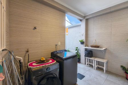 Casa para alugar com 75m², 2 quartos e 3 vagas Casa para alugar com 75m², 2 quartos e 3 vagasquintal