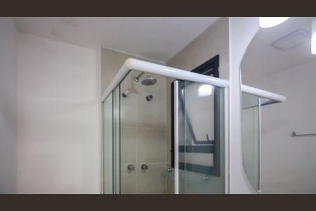 Banheiro de apartamento à venda com 1 quarto, 41m² em Continental, Osasco